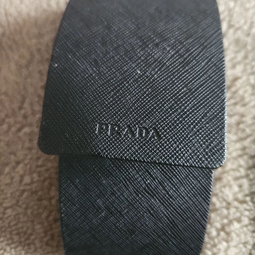 PRADA glasses - Picture 3 of 8